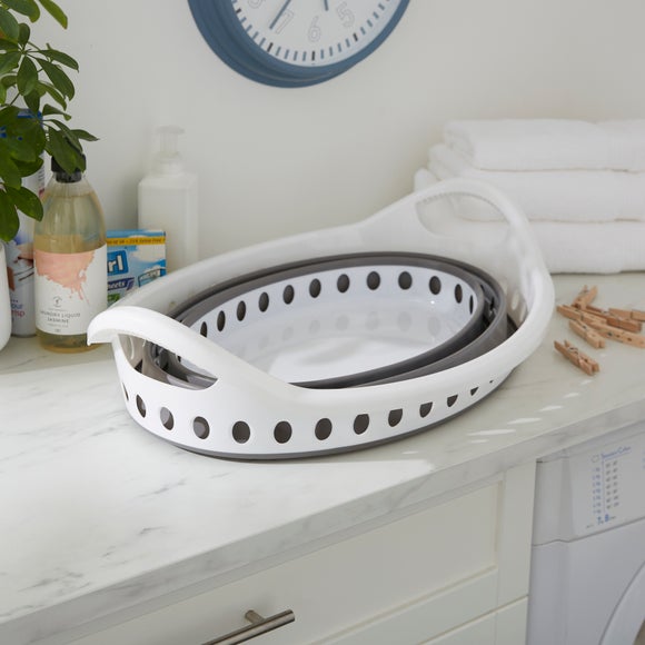 Carousel navigation image position 2 of 3