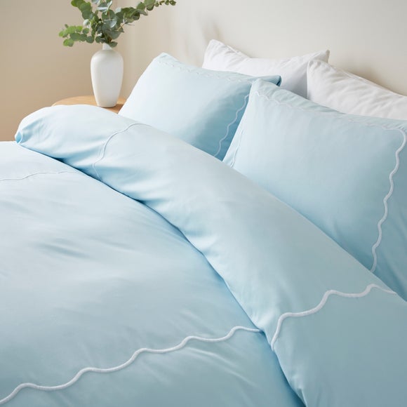 Carousel navigation image position 4 of 5