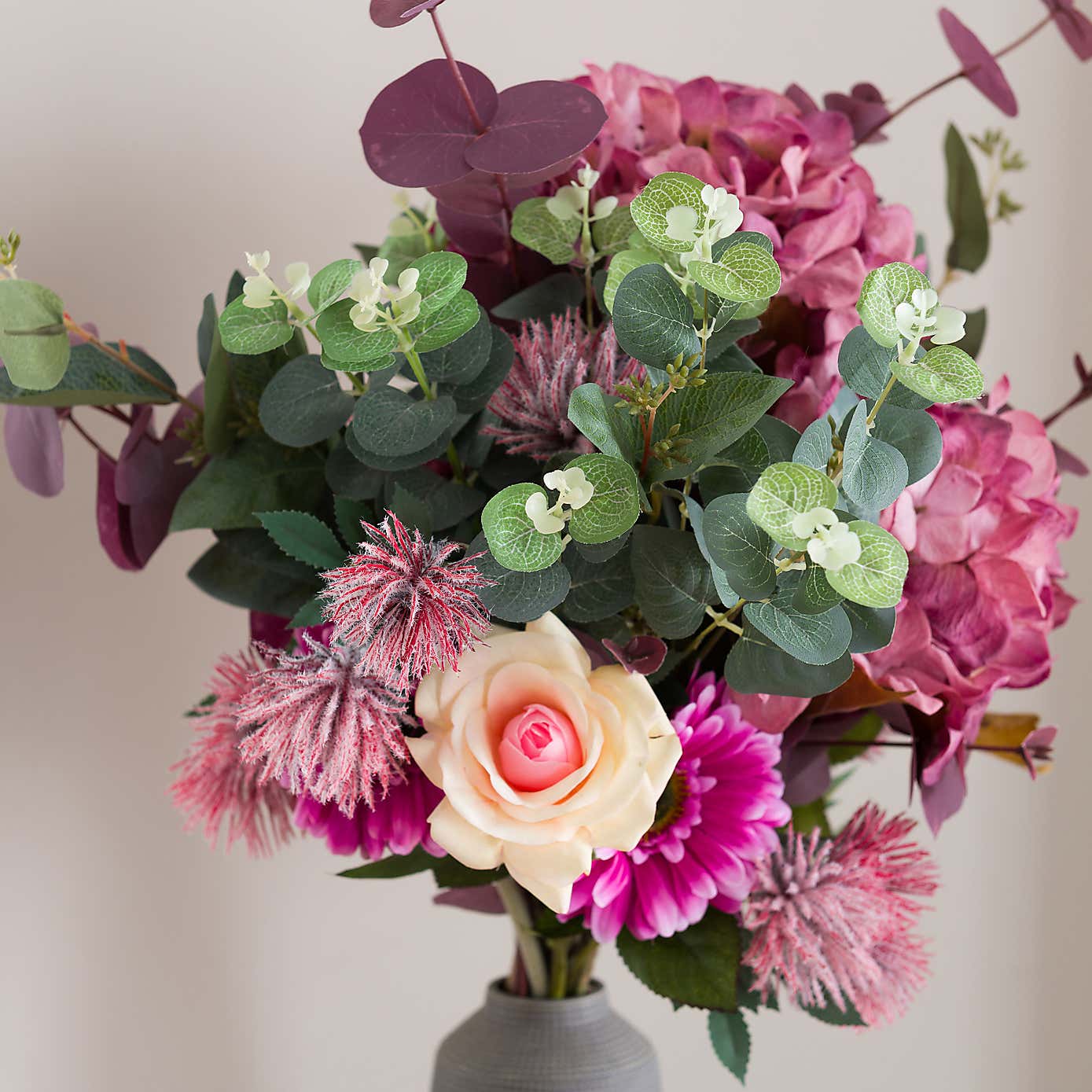 Carousel zoom image position 4 of 6