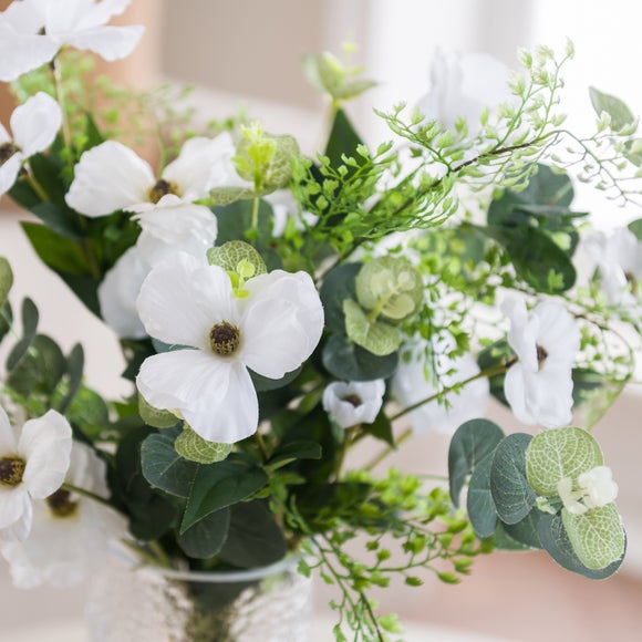 Carousel navigation image position 4 of 5