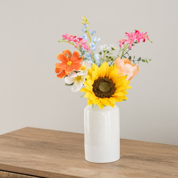 Carousel navigation image position 3 of 5