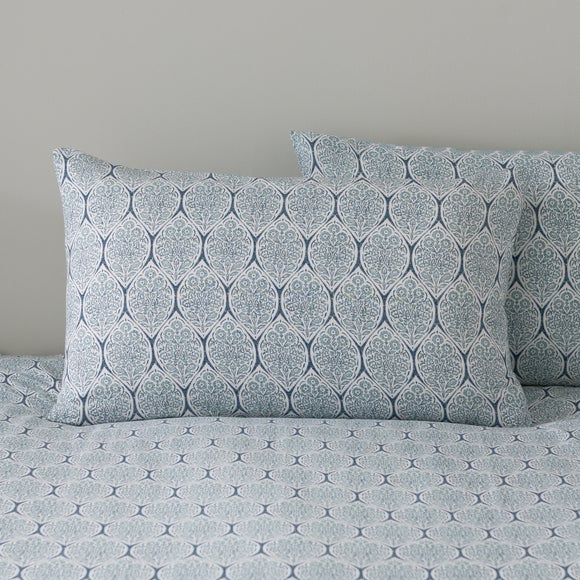 Carousel navigation image position 2 of 8