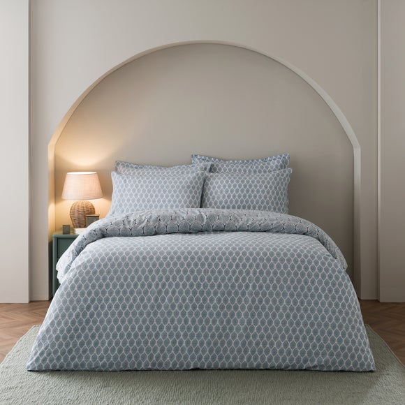 Carousel navigation image position 3 of 8