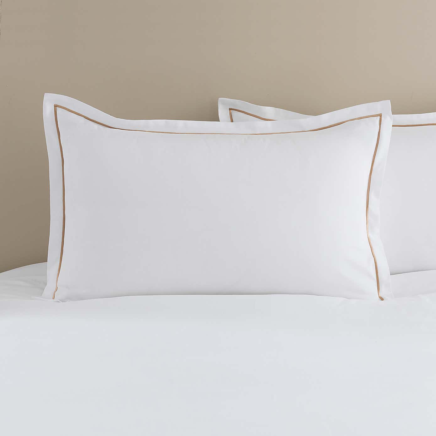 Carousel zoom image position 1 of 2