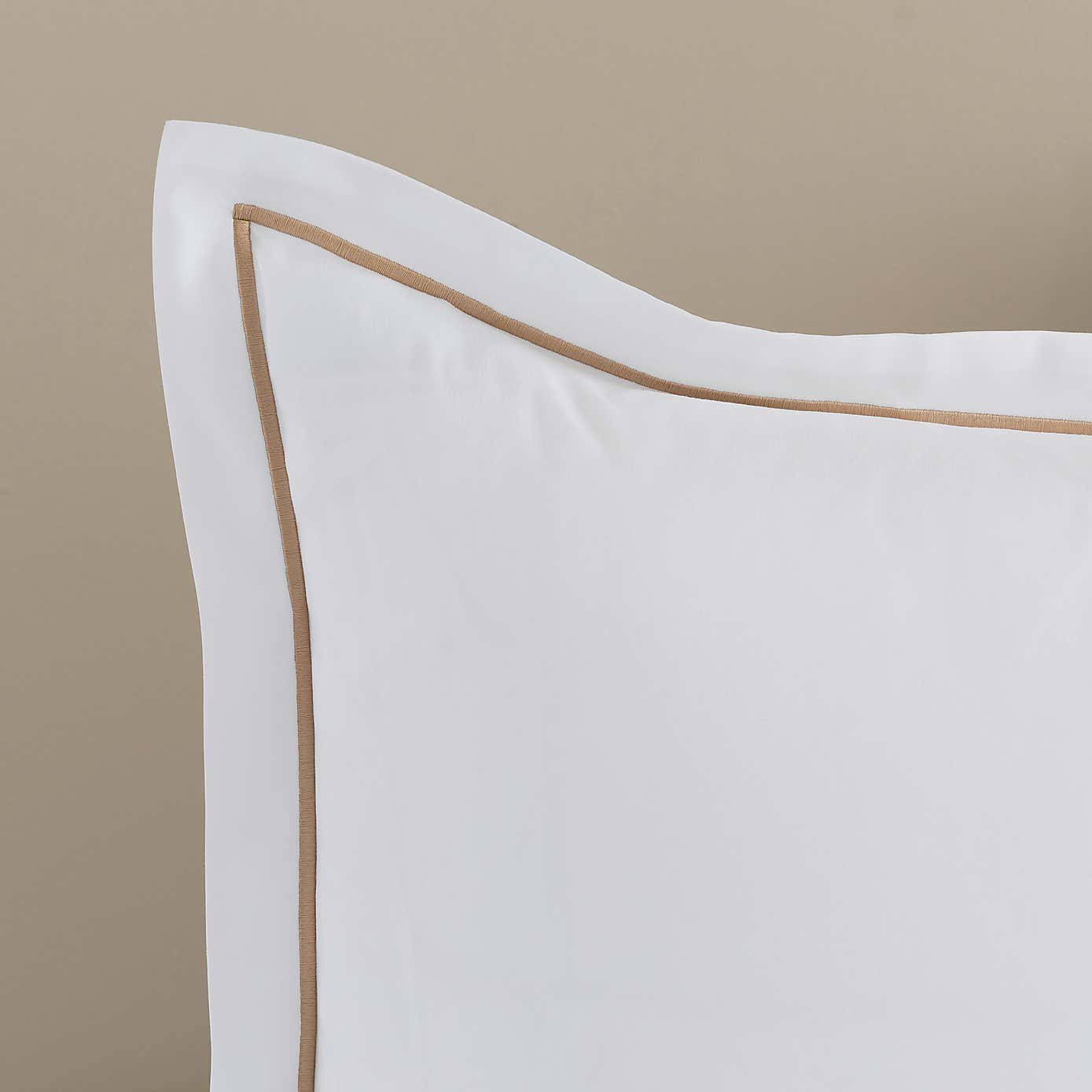 Carousel zoom image position 2 of 2