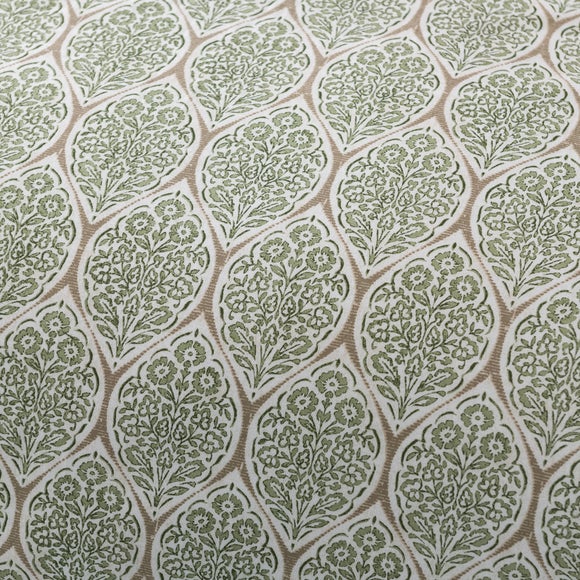 Carousel navigation image position 5 of 9