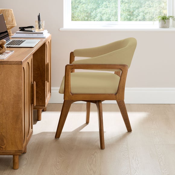 Carousel navigation image position 3 of 9