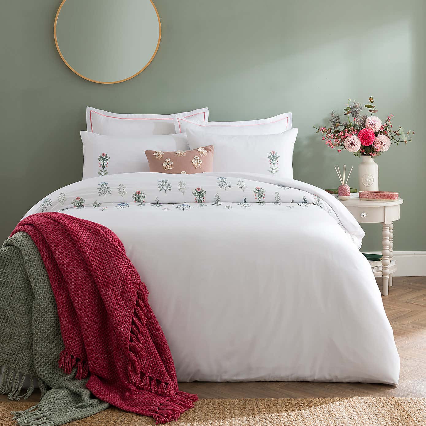 Carousel zoom image position 6 of 6