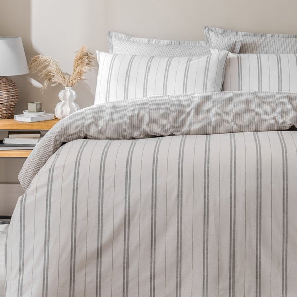 Carousel navigation image position 7 of 9