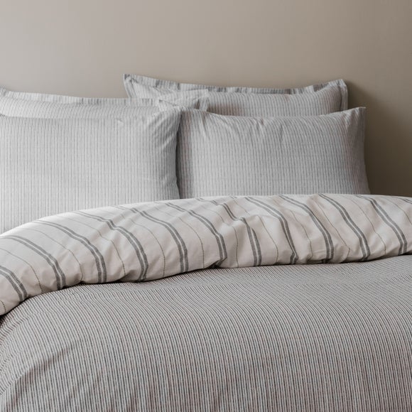 Carousel navigation image position 8 of 9