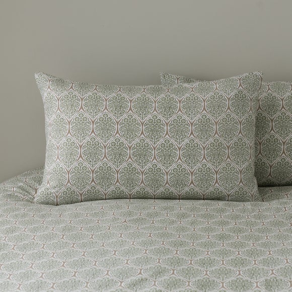 Carousel navigation image position 2 of 9