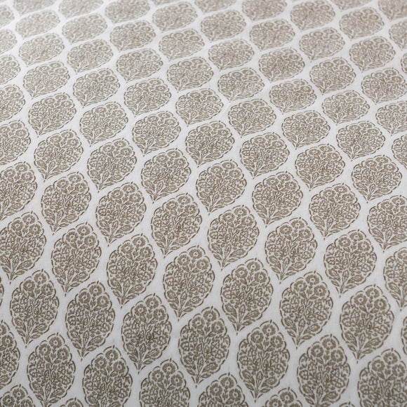 Carousel navigation image position 6 of 9