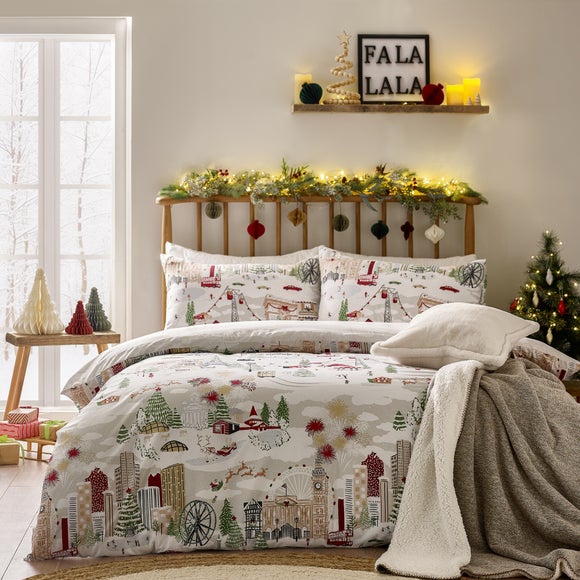 Furn. Joy To All Duvet Cover And Pillowcase Set