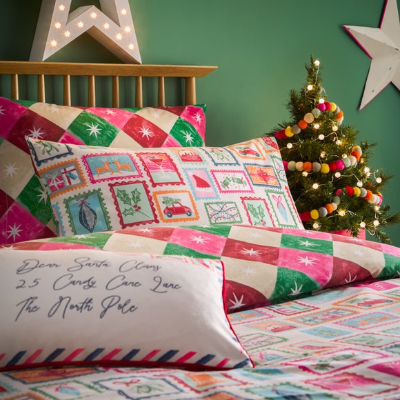 Photo 2 of Furn. Dear Santa Duvet Cover And Pillowcase Set