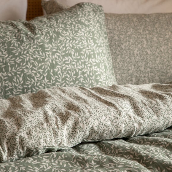 Carousel navigation image position 2 of 5