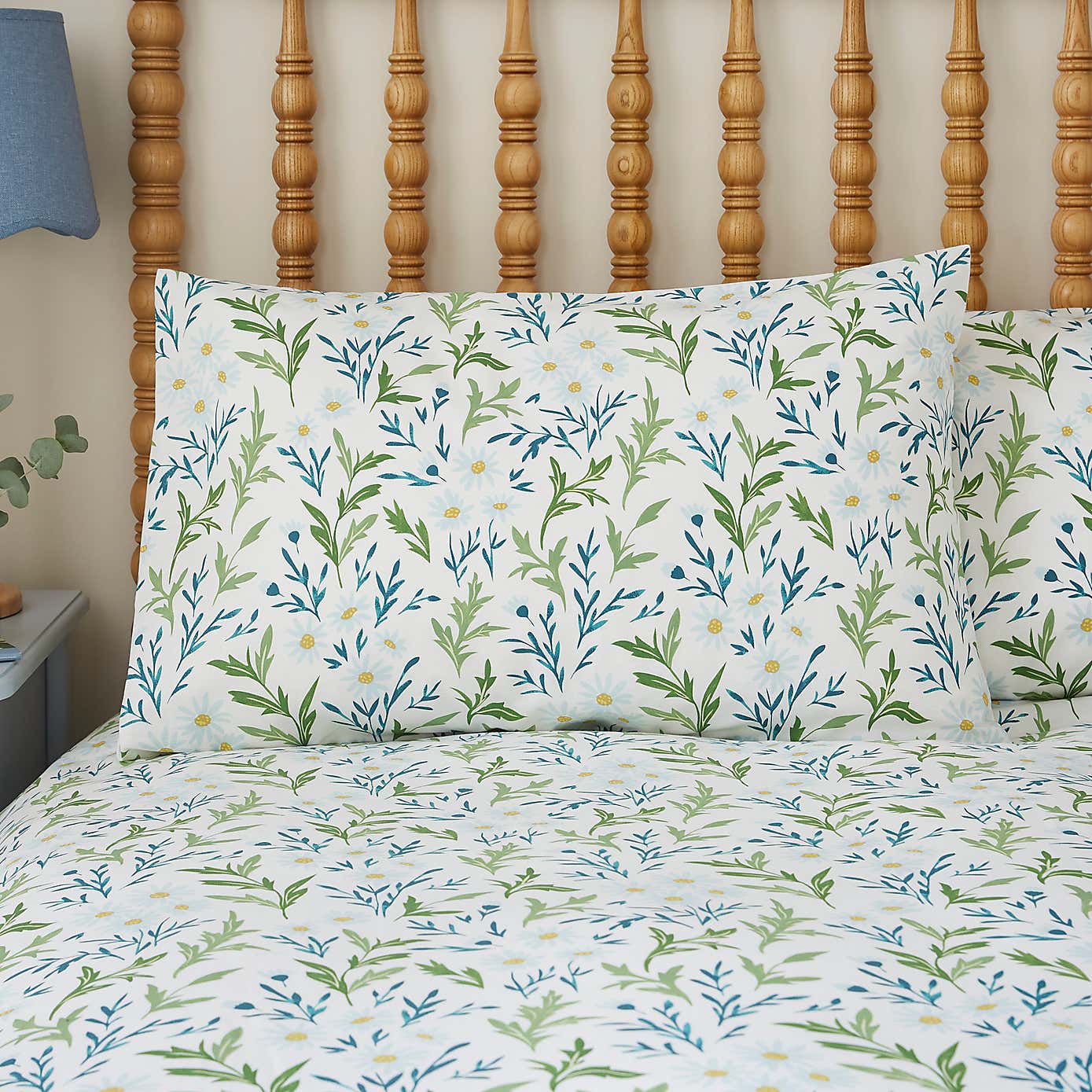 Carousel zoom image position 2 of 8