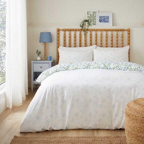 Carousel navigation image position 3 of 8