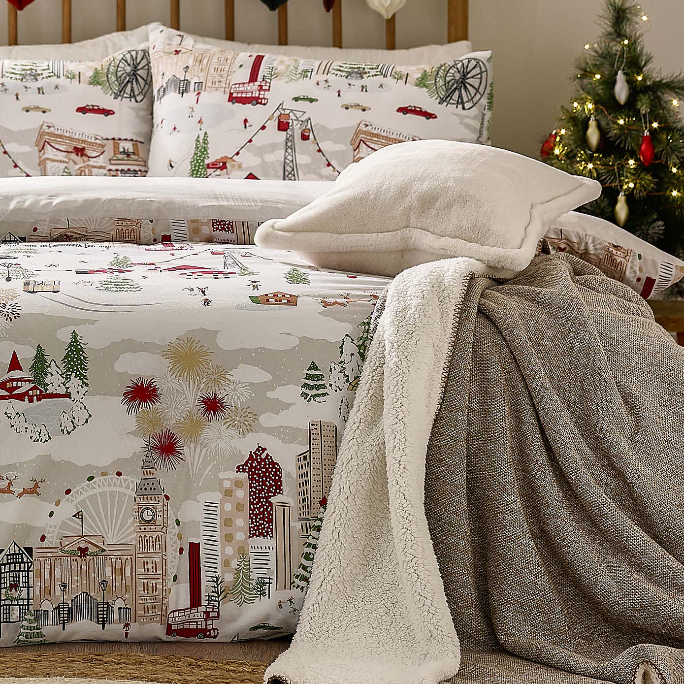 Carousel zoom image position 3 of 3