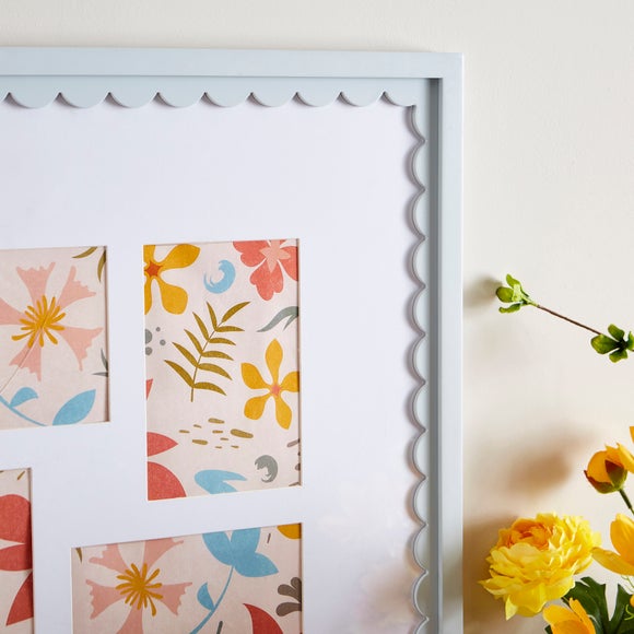 Carousel navigation image position 2 of 3