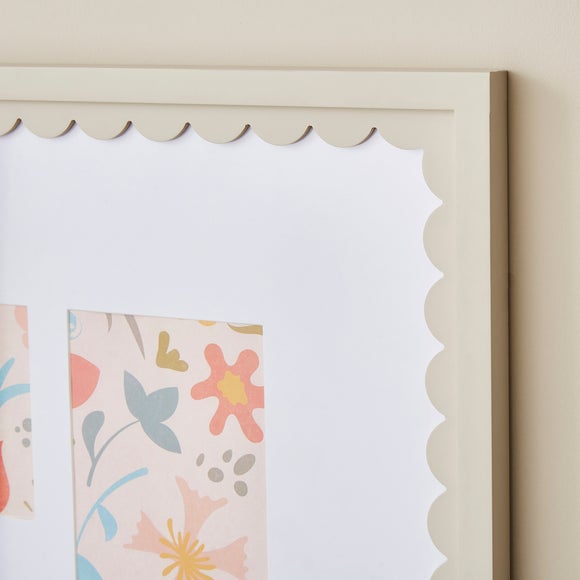 Carousel navigation image position 2 of 3