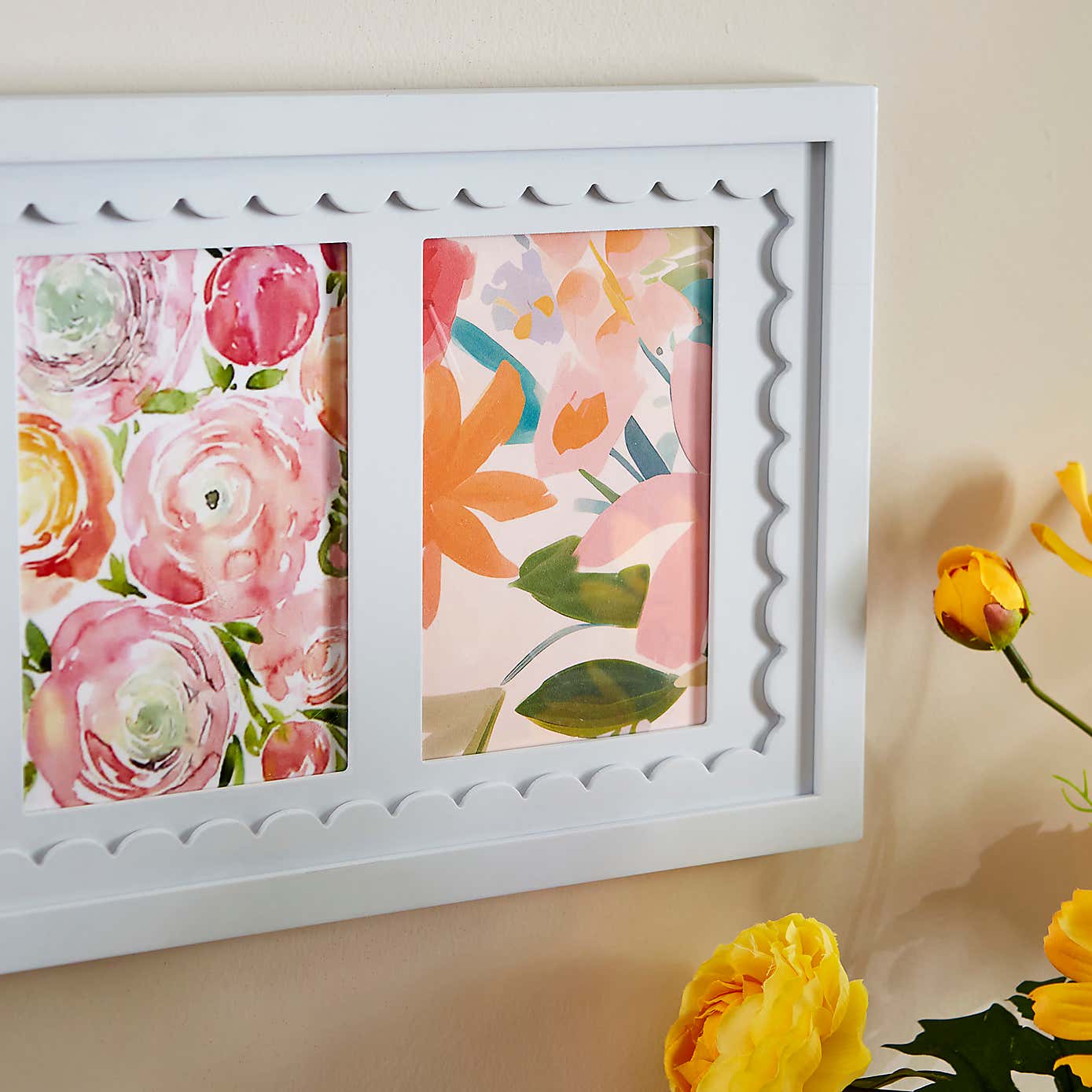 Carousel zoom image position 2 of 3