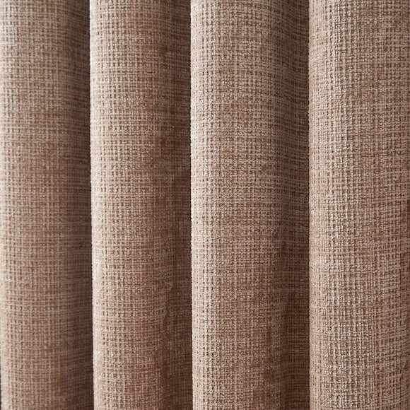 Carousel navigation image position 3 of 6