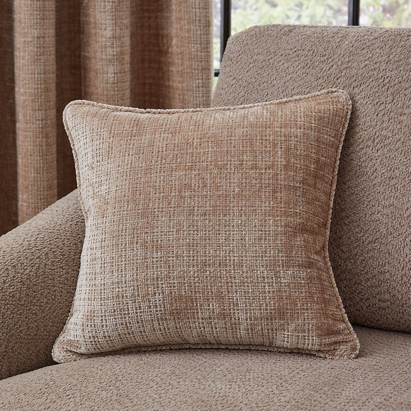 Carousel navigation image position 4 of 6