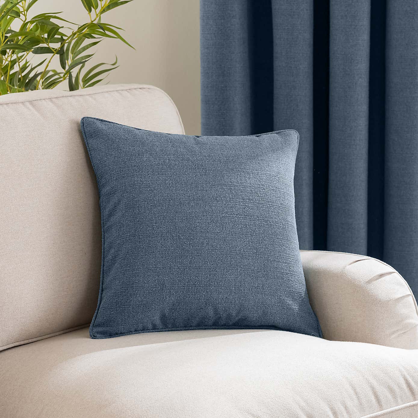 Carousel zoom image position 5 of 6