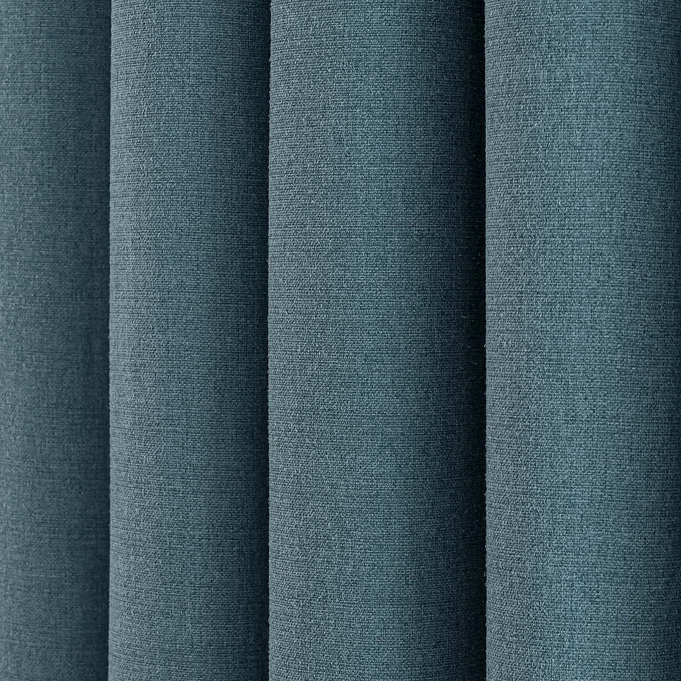 Carousel zoom image position 3 of 6