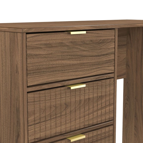 Carousel navigation image position 5 of 8