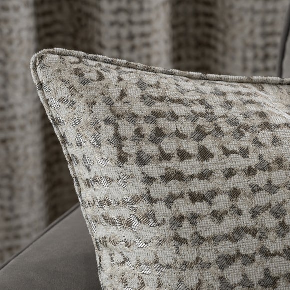 Carousel navigation image position 2 of 2