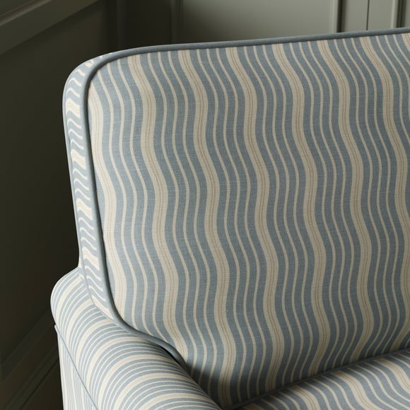 Carousel navigation image position 4 of 8