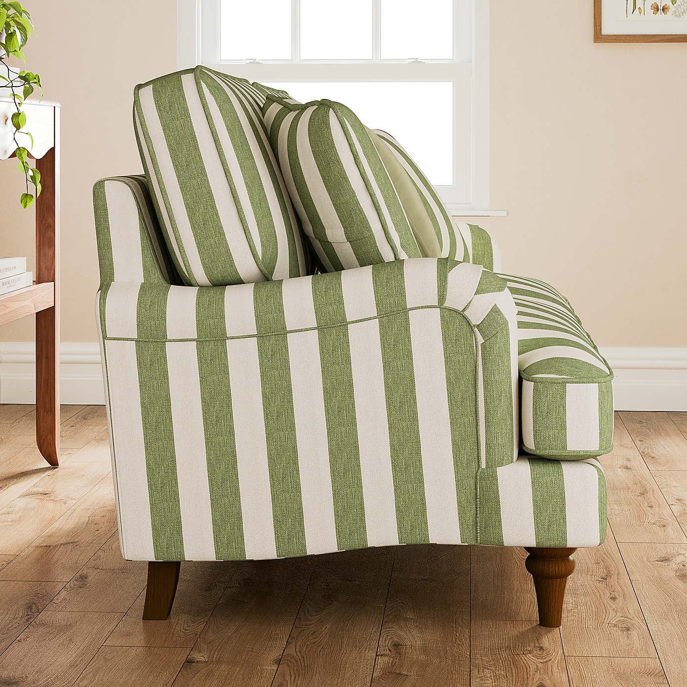 Carousel zoom image position 3 of 9