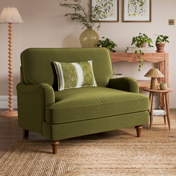 Beatrice II Velvet Snuggle Chair