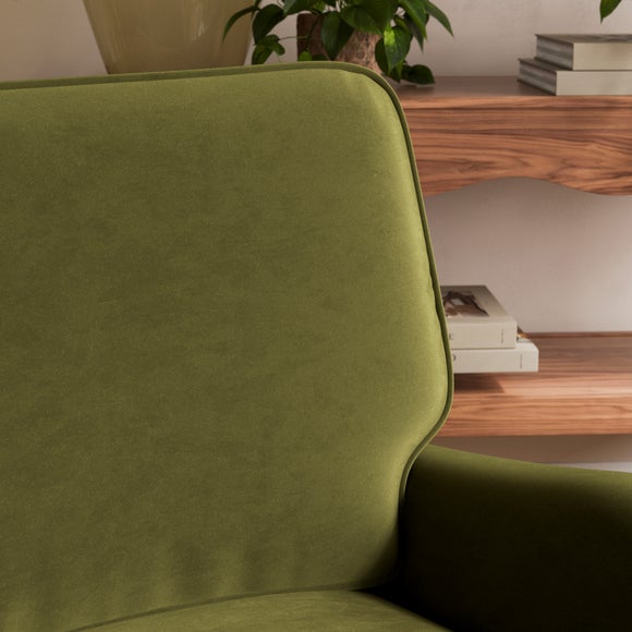 Carousel navigation image position 4 of 9