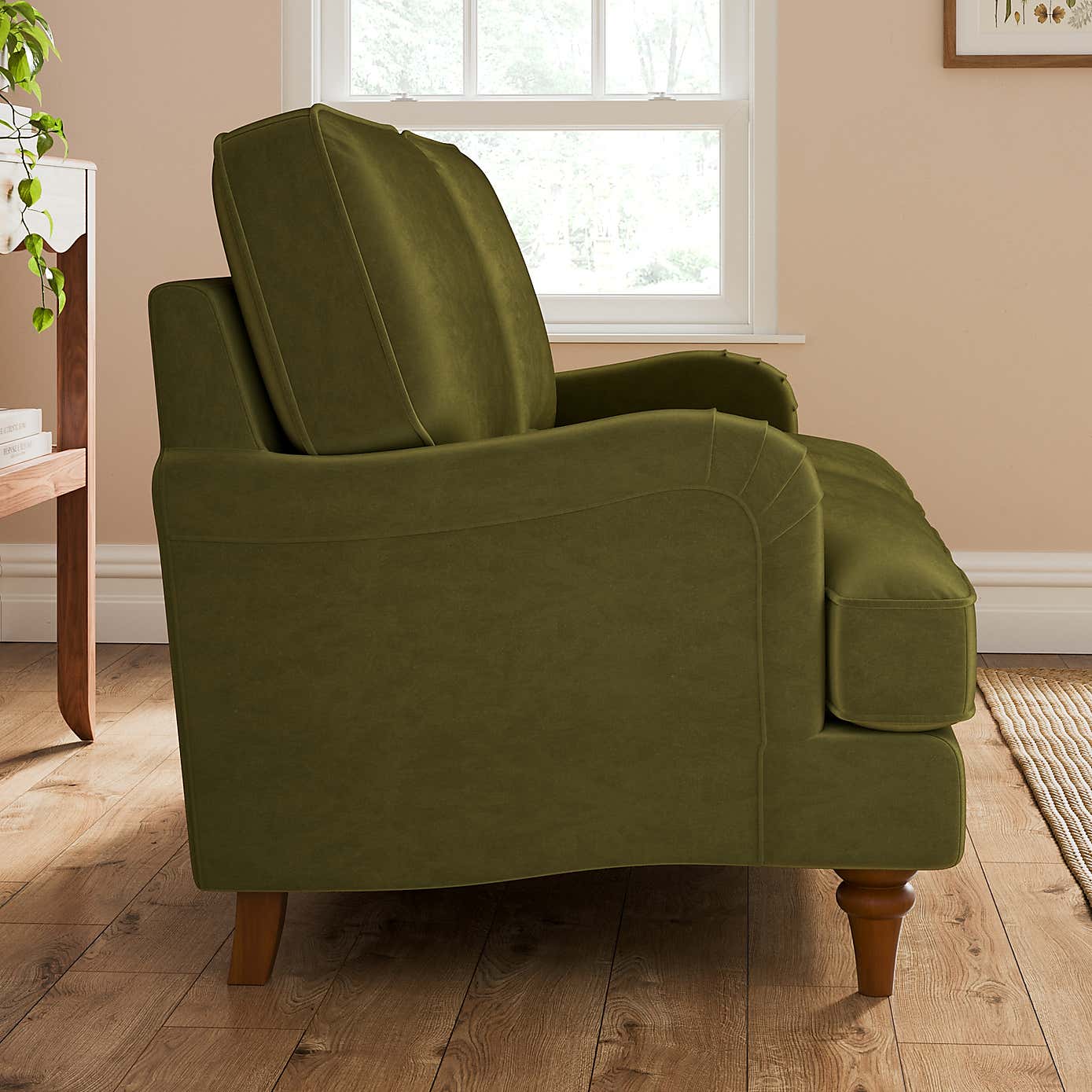 Carousel zoom image position 3 of 9