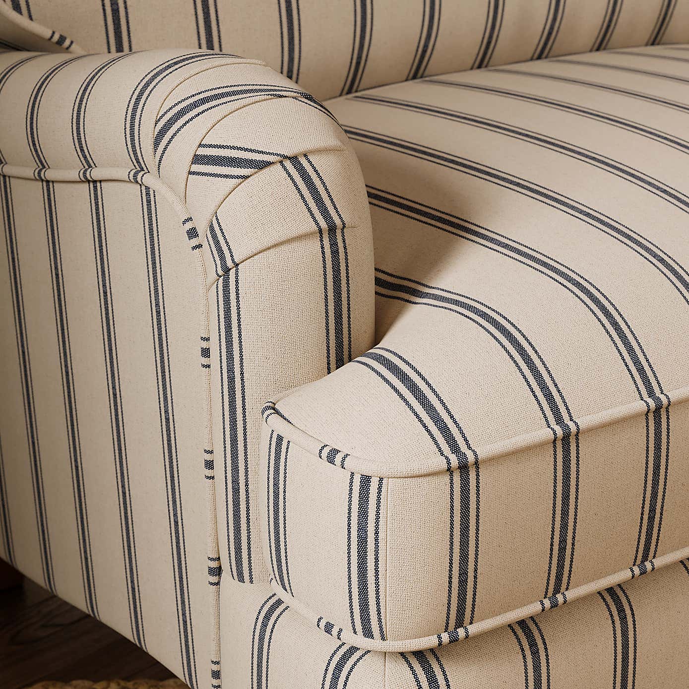 Carousel zoom image position 4 of 10