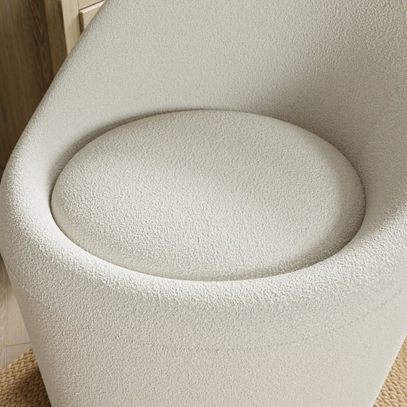 Carousel navigation image position 3 of 8