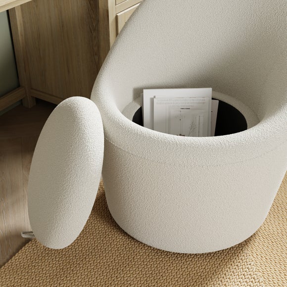 Carousel navigation image position 4 of 8