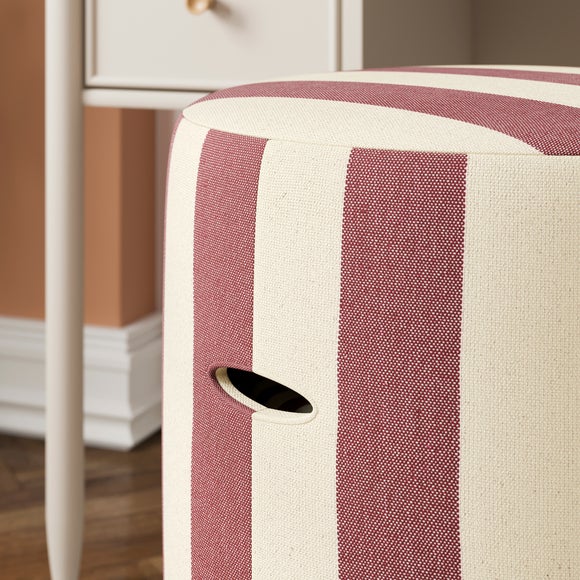 Carousel navigation image position 3 of 8