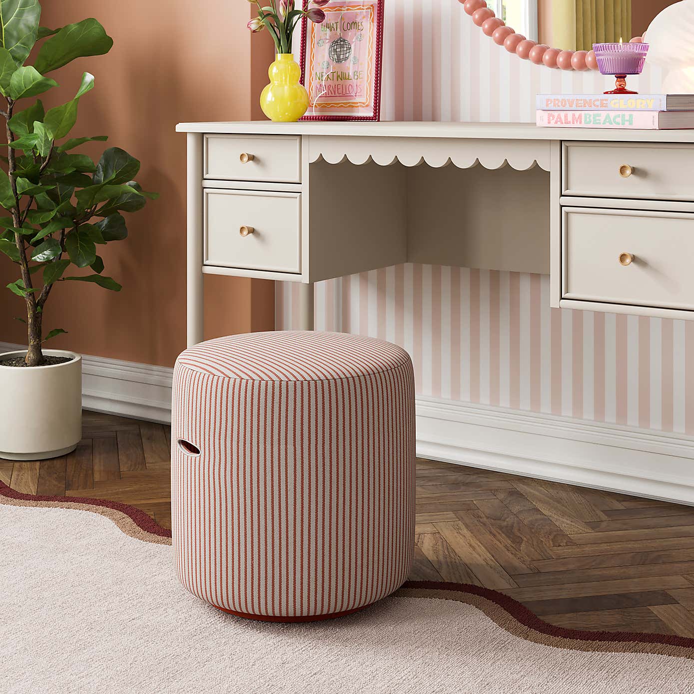 Carousel zoom image position 2 of 9