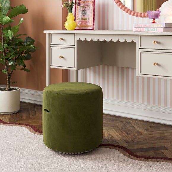 Carousel navigation image position 2 of 9