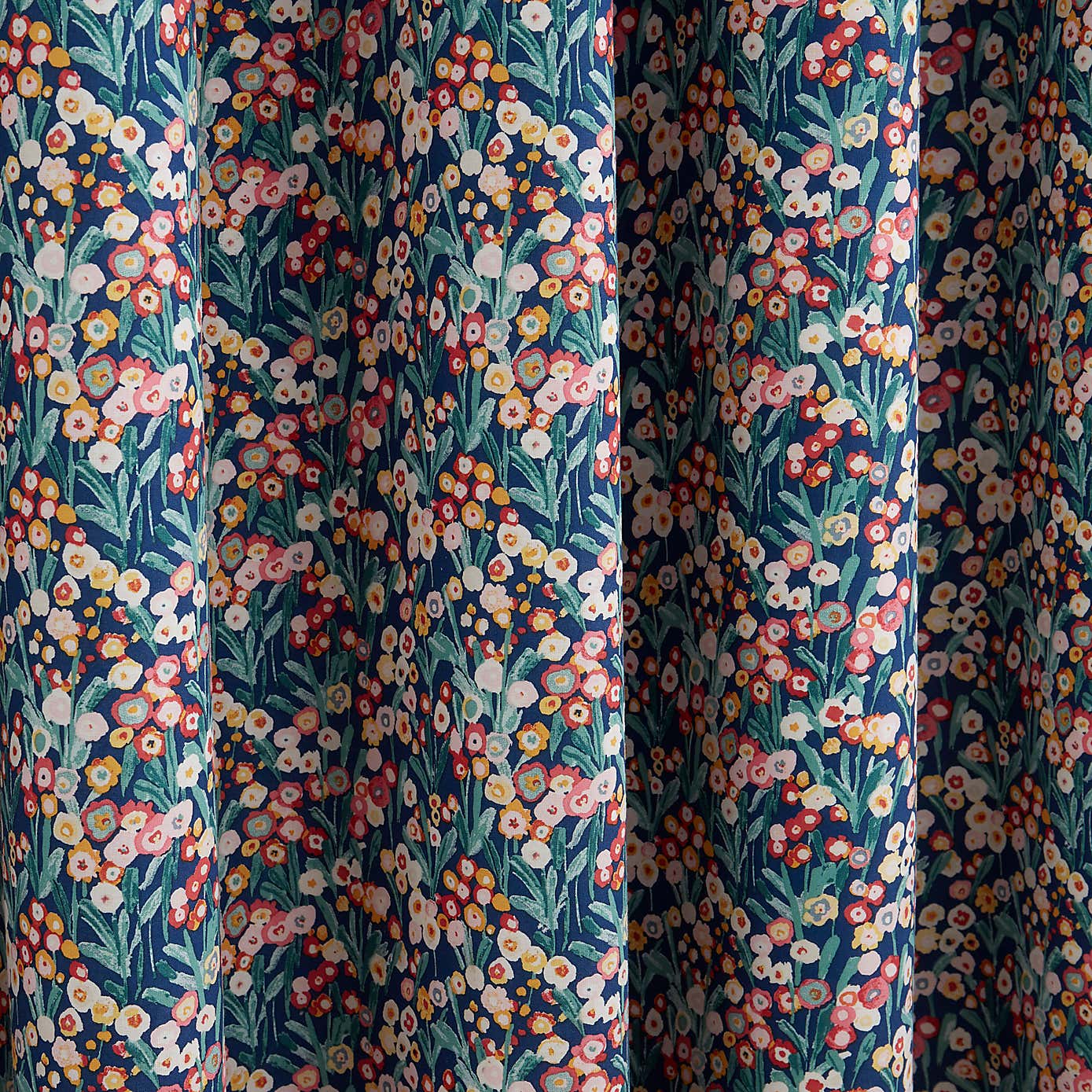 Carousel zoom image position 2 of 3