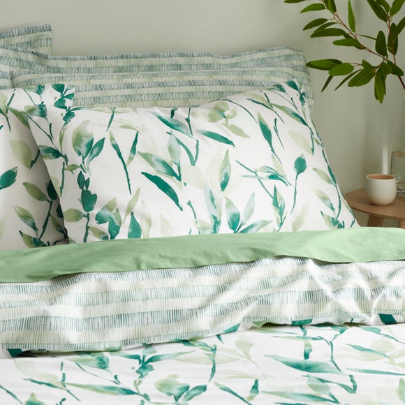 Carousel navigation image position 2 of 7