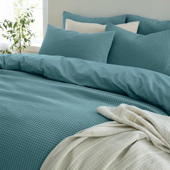 Carousel navigation image position 4 of 5