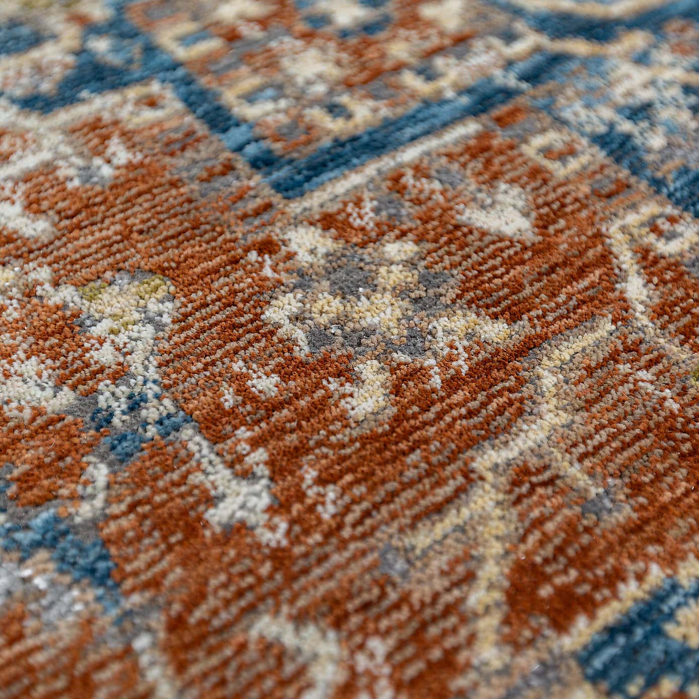 Carousel zoom image position 2 of 6