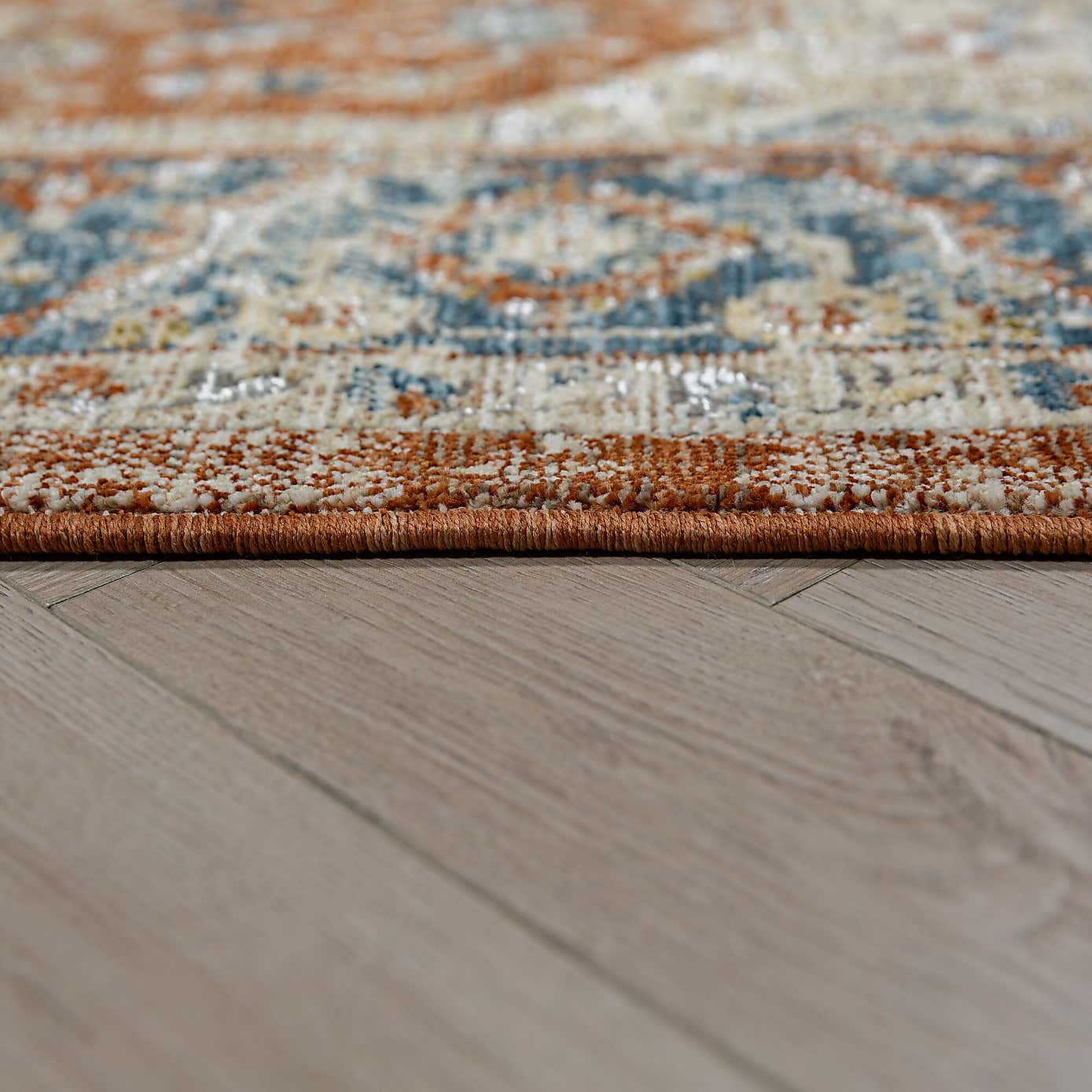 Carousel zoom image position 4 of 6