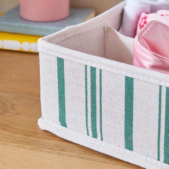 Carousel navigation image position 2 of 3