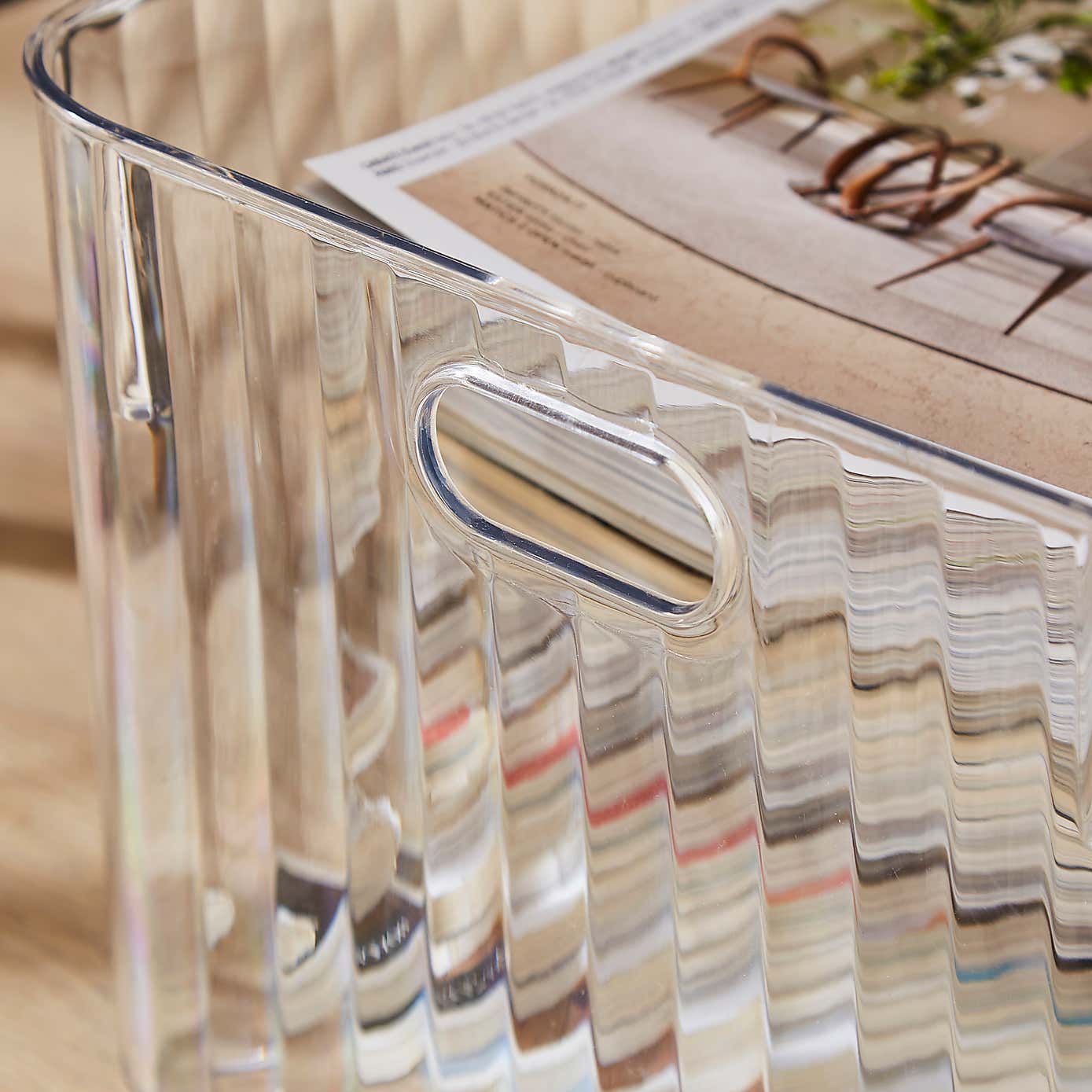 Carousel zoom image position 2 of 3