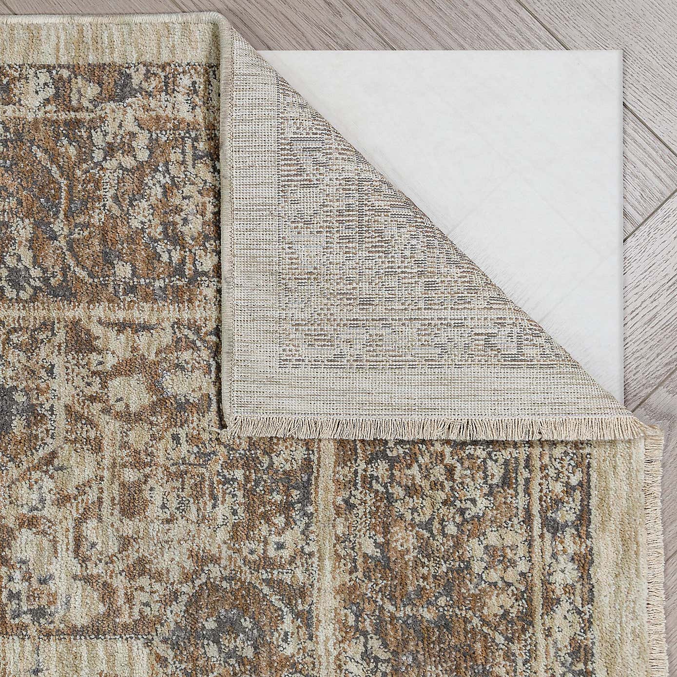 Carousel zoom image position 3 of 7